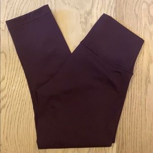 Lululemon Wunder Under Crop 21” Black Cherry Sz 6